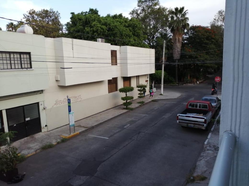 Pule Pule Hostal Boutique Guadalajara Ngoại thất bức ảnh